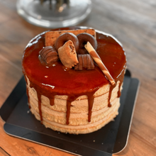 Cargar imagen en el visor de la galería, Tarta de Kinder Fontisi