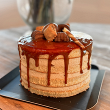 Cargar imagen en el visor de la galería, Tarta de Kinder Fontisi