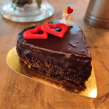 Cargar imagen en el visor de la galería, Tarta Trufa Cobertura Chocolate San Valentín Fontisi