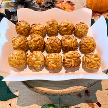 Cargar imagen en el visor de la galería, Panellet Piñón 15 unidades
