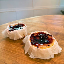 Cargar imagen en el visor de la galería, Tarta Queso Frutos Rojos Fontisi
